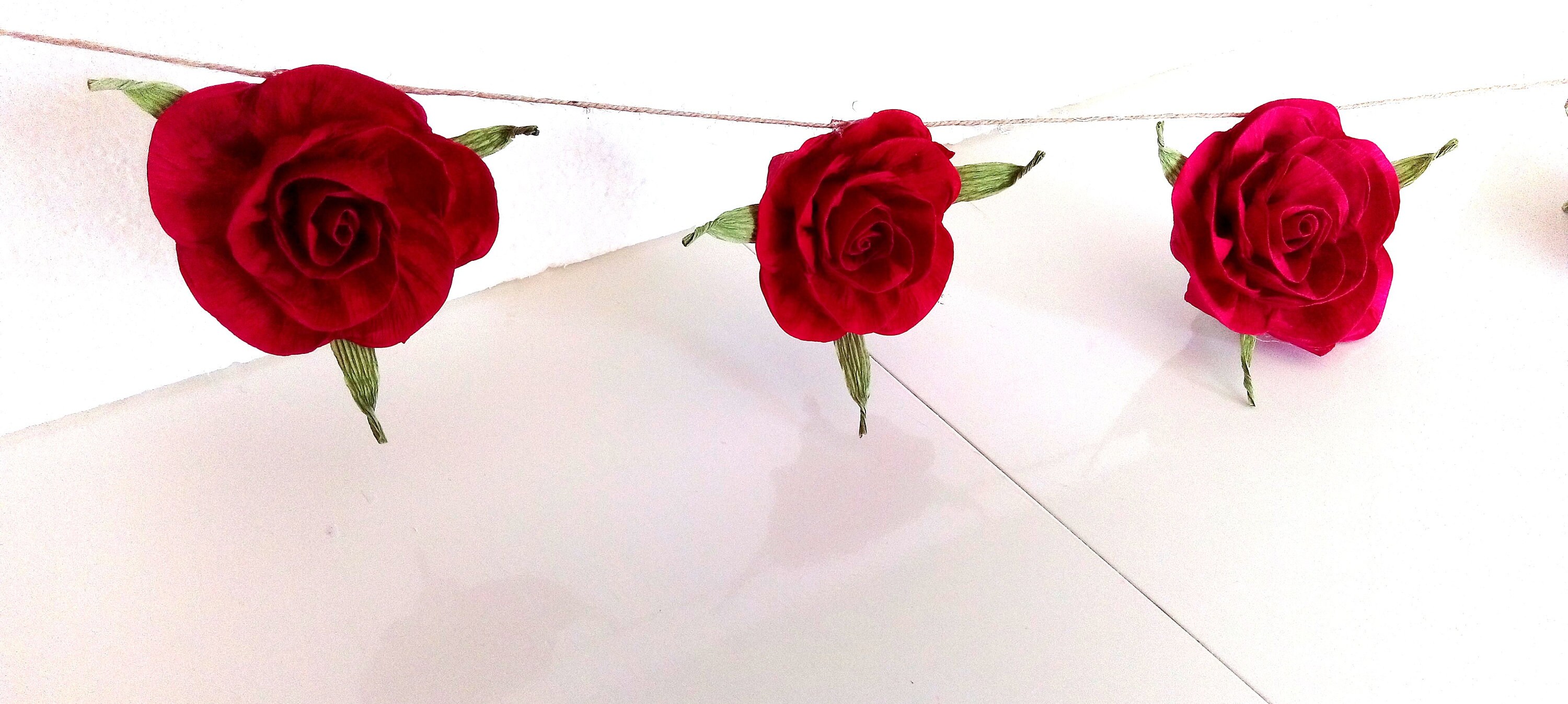 compromiso cumpleaños para despedida de soltera boda decoración de fiesta aniversario hoja de oro rosa Guirnalda de flores de papel rosa blanca para colgar en hoja verde 