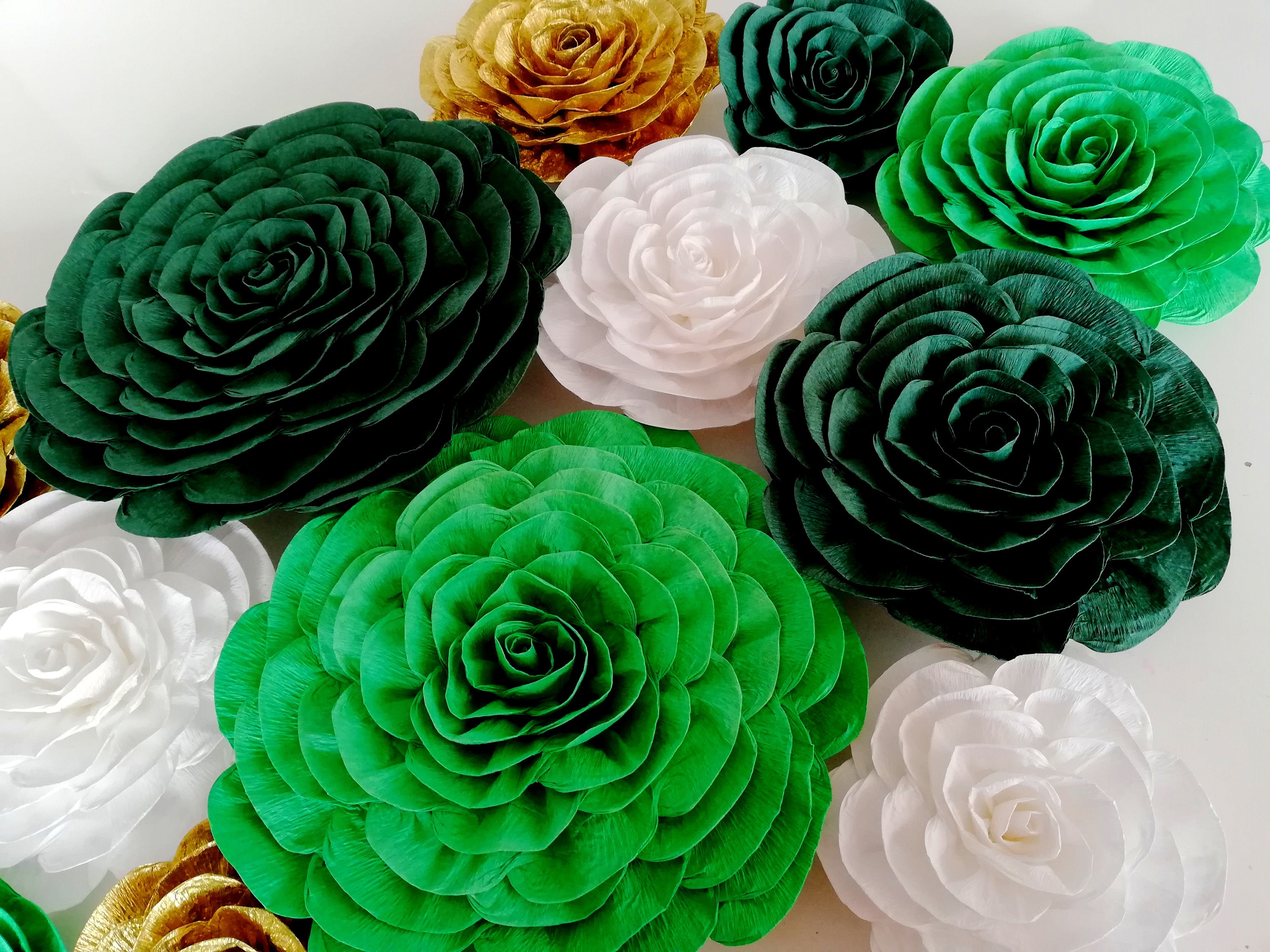 Luxury Set of Giant Paper Flowers, Paper Flower Backdrop, Over the Bed Wall  Decor, Engagement Party Decorations, White Green Paper Flowers 