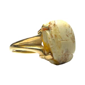 Vintage 14k Gold Scarab Ring: Egyptian Revival Carved Stone, Size 5.5