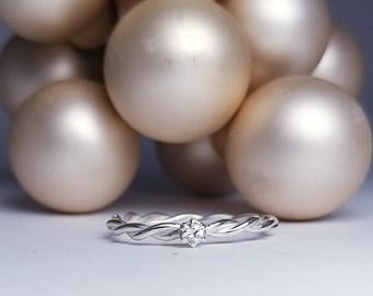 VS4a BRILLANT & KORDEL - Verlobungsring Silber Krappenfassung - Kordelring, handmade, individuell, romantisch , Beisteckring, Vorsteckring