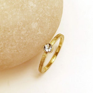 AQUAMARINE & YELLOW GOLD 585 delicate engagement ring 1.5 mm image 3