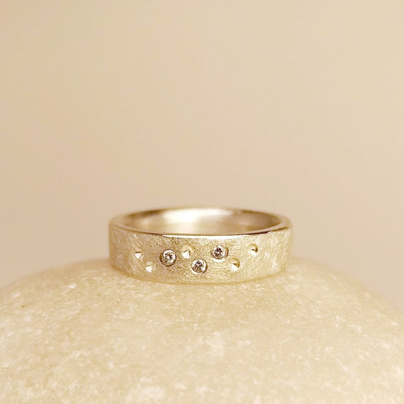 Engagement Ring STARRY SKY With Diamonds - Etsy Hong Kong