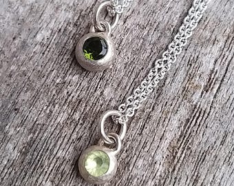 H26 Mini Anhänger Silber Turmalin oder Peridot – kleine Farbpünktchen – Valentinstag Geschenk