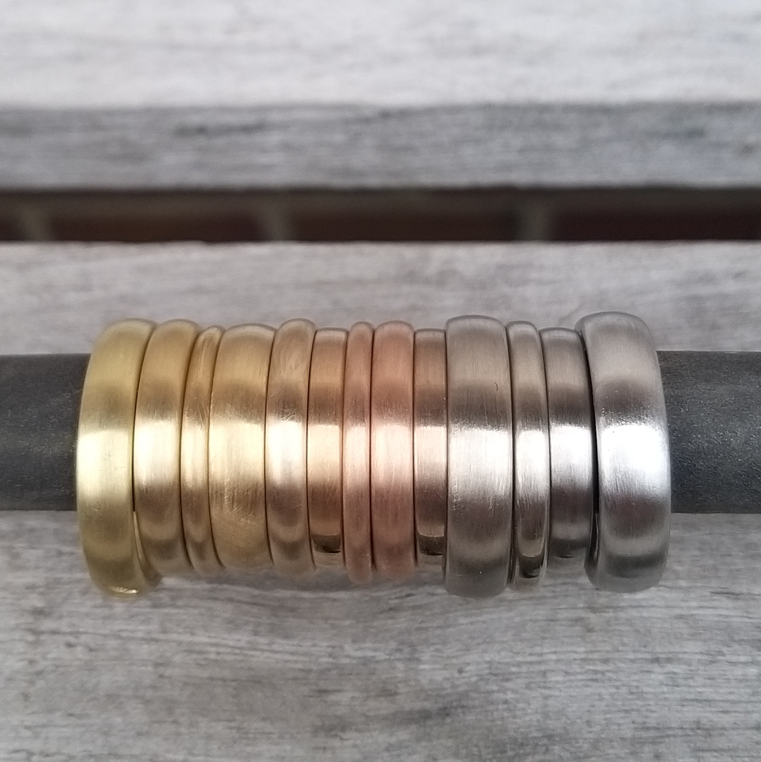 Gold Colours & Finishes - Etsy Gold Colours & Finishes - Etsy