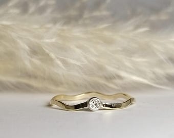 49 ZART & BEWEGT – Verlobungsring Gold/Silber – Wellenring mit Stein – Antragsring, Brillantring, Diamantring, Vorsteckring