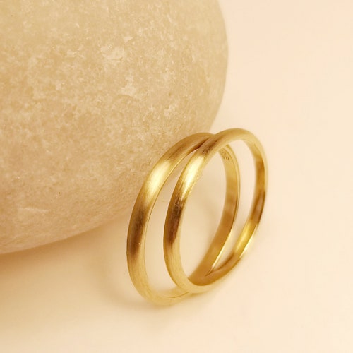 ZART & ZART - simple, very narrow wedding rings, wedding rings rounded on the outside straight in yellow gold 333, 585 or 750
