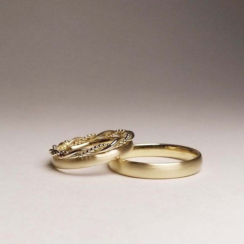 ROMANTISCHES Ring Set Wir zwei in Gold schlichte, edle Eheringe, Trauringe mit Kordelring WIR ZWEI Bild 5