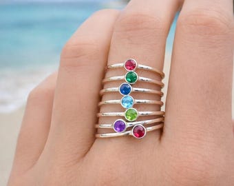 VS9 RUBIN & ZART – Very Fine Engagement Ring in Silver With Red