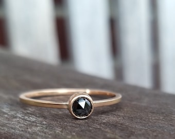 SCHWARZER DIAMANT Rosecut - zarter Ring/Verlobungsring in Rosegold