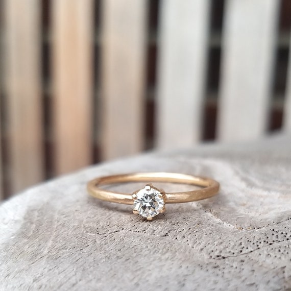 ROSE & WOW Wonderful Rose Gold Diamond Engagement Ring 