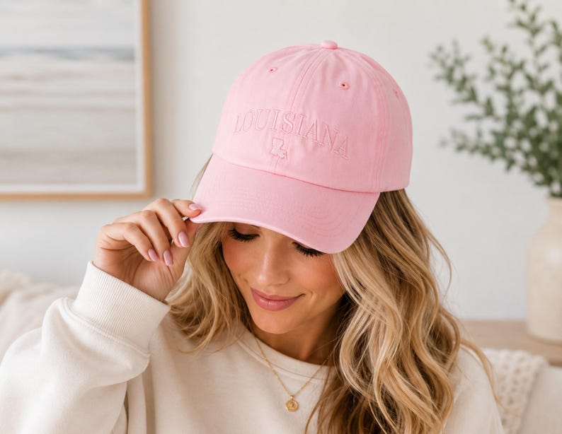 Minimalist LA Lavender Baseball Cap, Louisiana Dad Hat, Unstructured Embroidered Louisiana Hat immagine 2