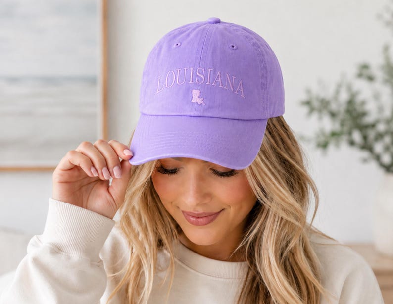 Minimalist LA Lavender Baseball Cap, Louisiana Dad Hat, Unstructured Embroidered Louisiana Hat immagine 1