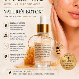 K&ouml;nnte beinhalten: Eine 10 ml Glasflasche mit B Venom Bienengift-Serum und Hyalurons&auml;ure, ausgestattet mit einem goldenen Tropfverschluss, einer Kordel mit Bienenanh&auml;nger und einem Etikett mit Inhaltsstoffen, pr&auml;sentiert mit Waben-Grafiken und Text.