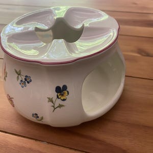 EXTREMELY RARE Villeroy and Boch Petite Fleur Warmer Stand
