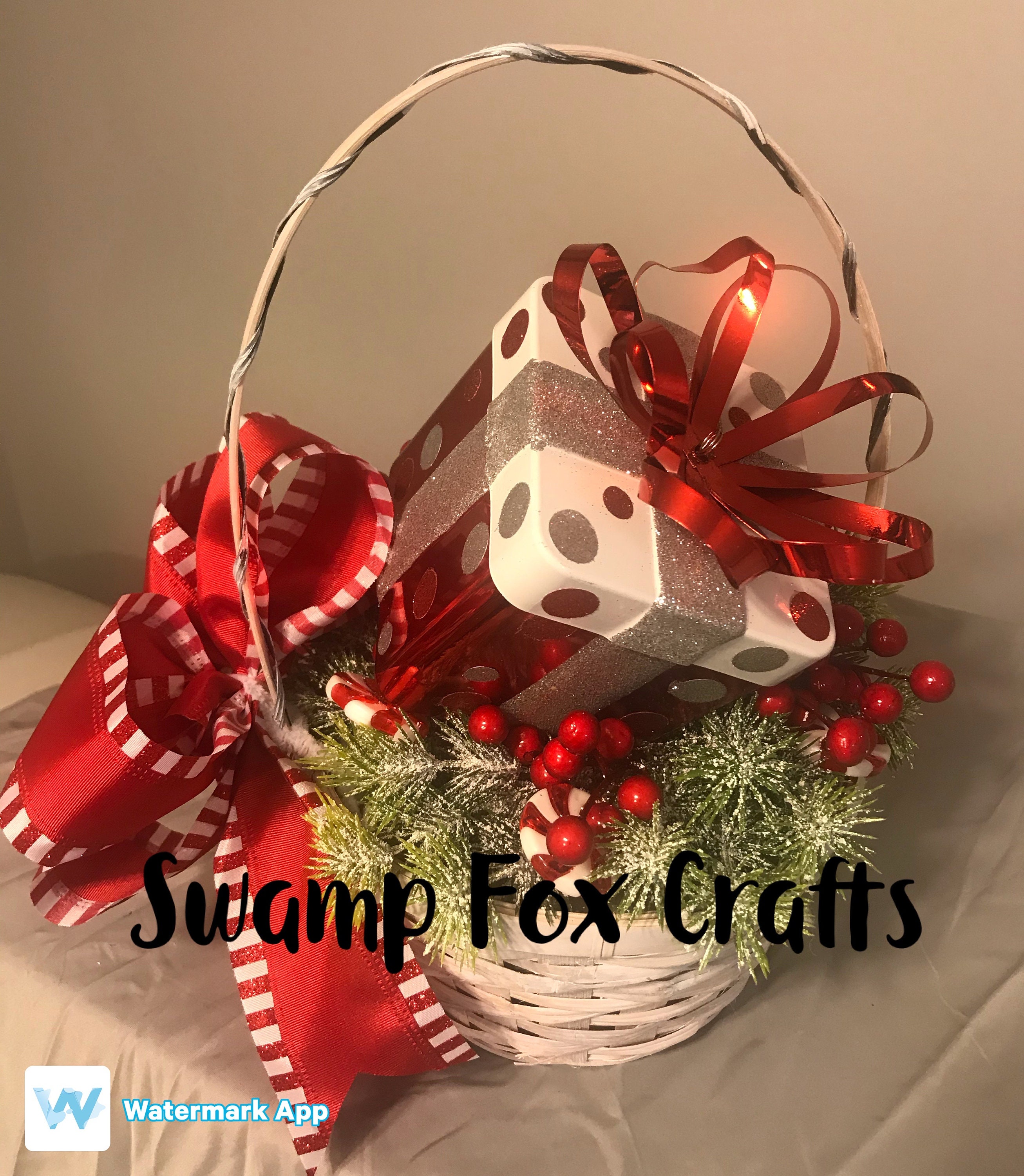 Red and White Basket Table Top Arrangement Etsy.de