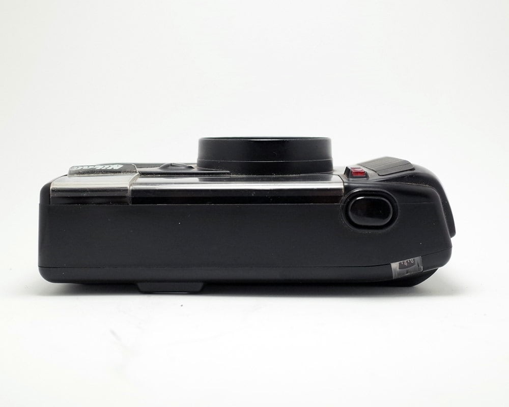 Nikon One Touch L35AF III - 35mm F/2.8 - Vintage Film - 35mm Point