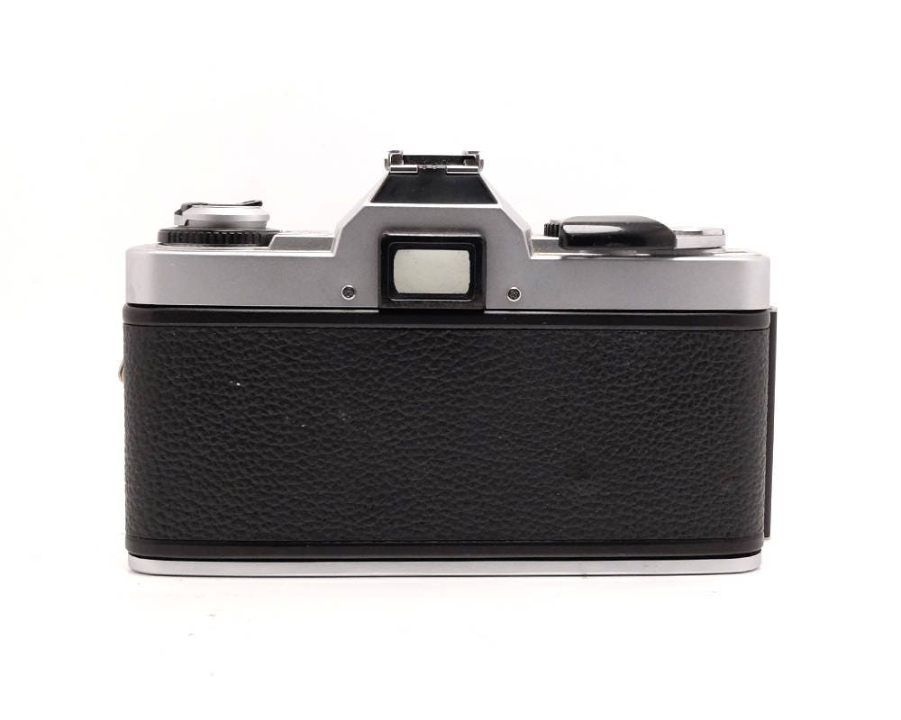Minolta XGA 35mm camera 50mm lens XGA Vintage SLR Camera Etsy