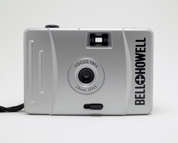 Bell & Howell Plastic Vintage Film 35mm Point Shoot Camera - Etsy