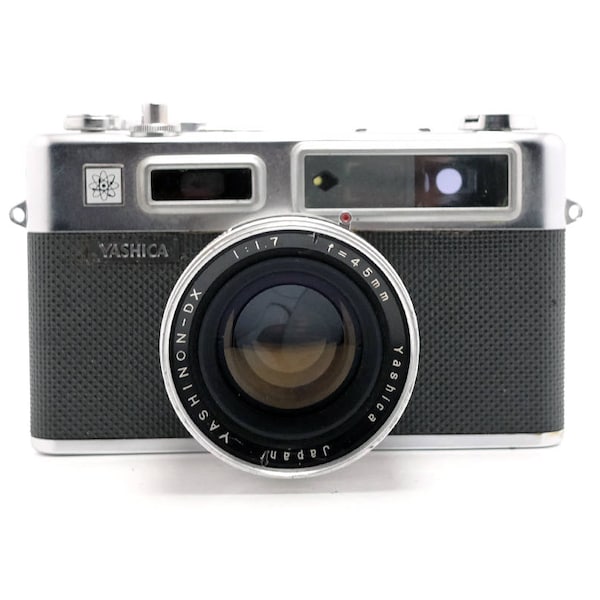 Yashica Electro - 40mm f/1.7 - Vintage 35mm Rangefinder Camera