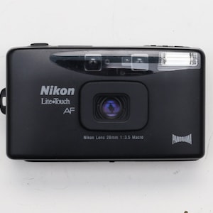 Nikon Lite Touch AF 600 - 35 mm f/3.5 - Película vintage - Cámara compacta de 35 mm