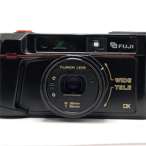 Fuji Fujifilm TW-300- Fast duel lens - Vintage Film - 35mm point shoot camera