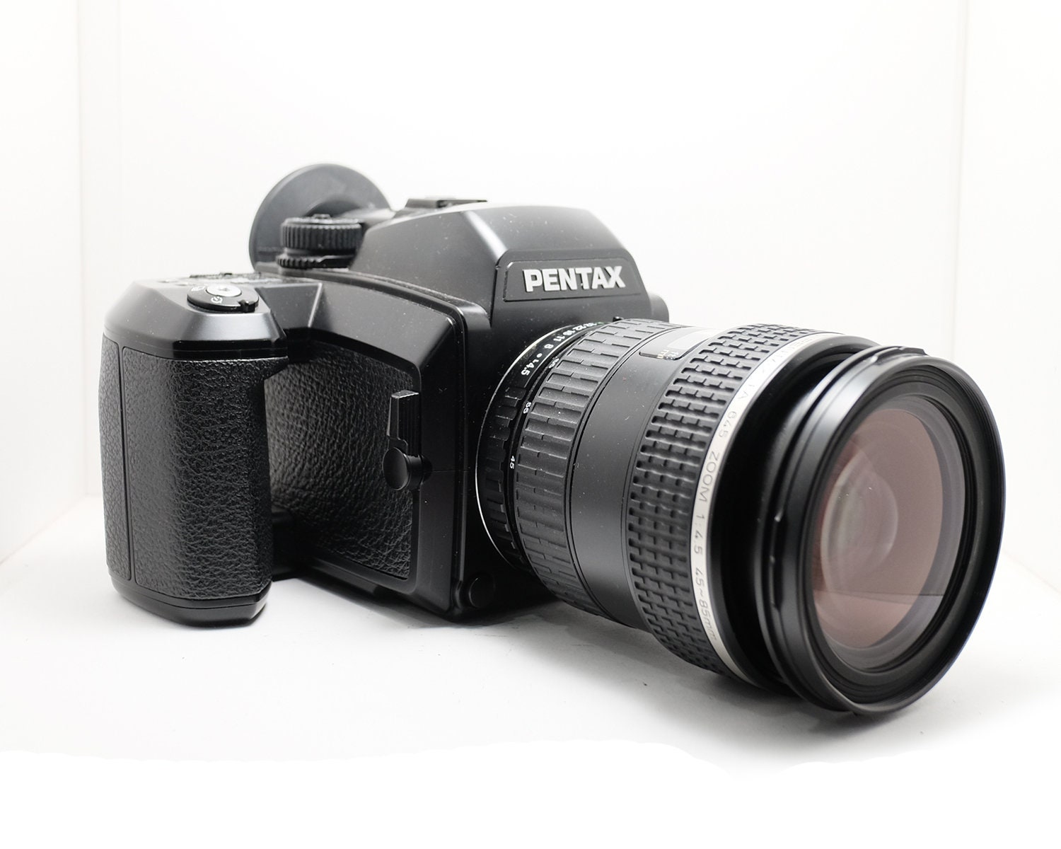 Pentax 645N Medium Format Camera FA 645 45-85mm F/4.5 SLR 120 Film