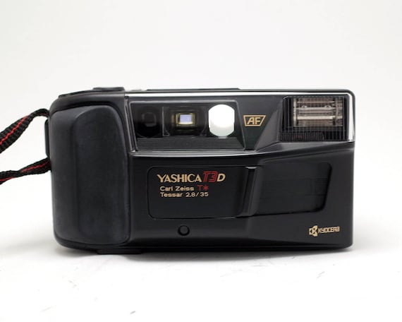 Yashica T3 Zeiss 35mm F 2.8 Vintage Film 35mm Point Shoot Camera