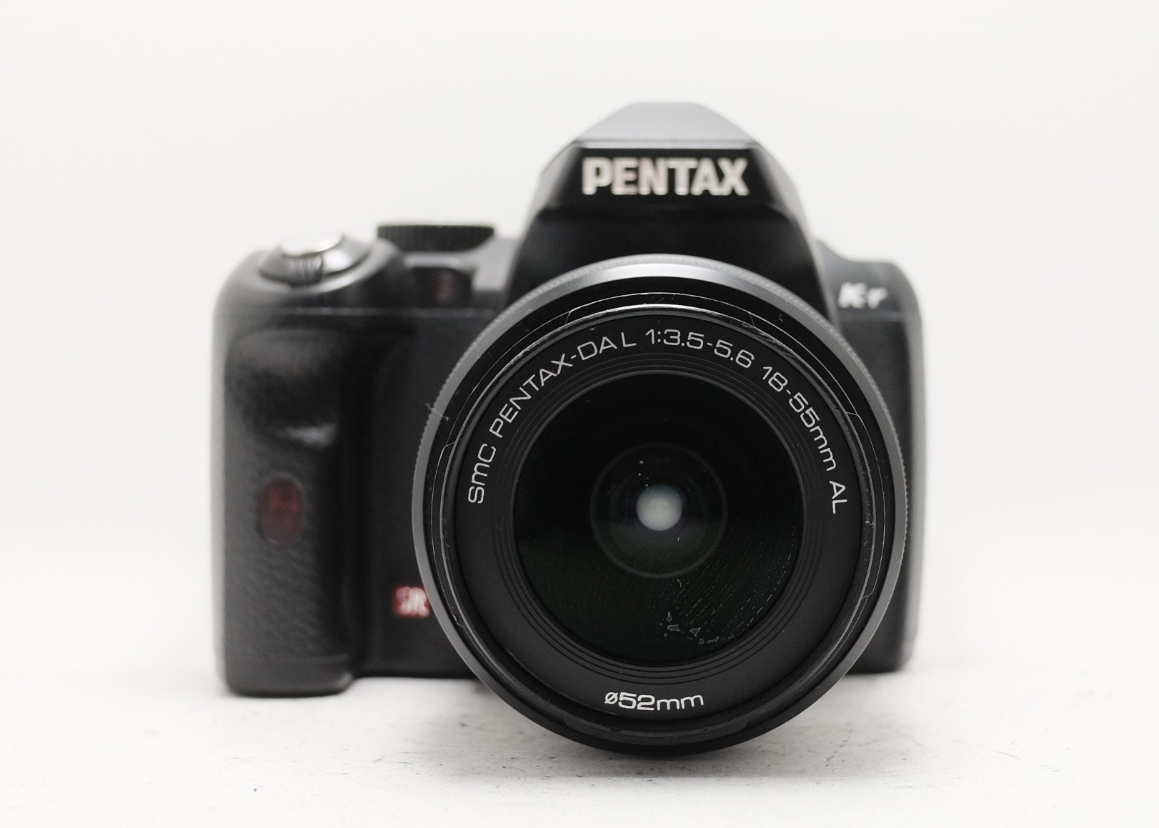 Pentax K-R - 18-55mm lens - CCD Sensor - APS-C DSLR Digital Camera