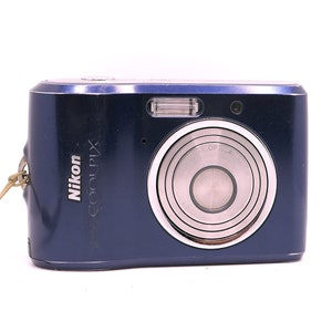 Nikon Coolpix L18 - Point and Shoot Digital Camera