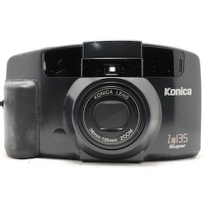 Konica - Z-Up 135 Zoom  - Vintage Film - 35mm point shoot camera
