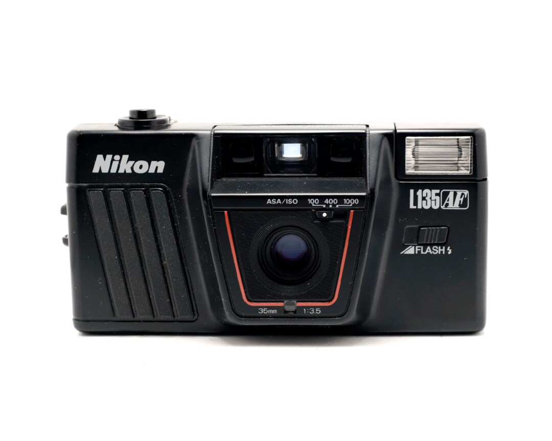 Nikon One Touch L35AF 35mm F/2.8 Vintage Film 35mm Point Shoot Camera