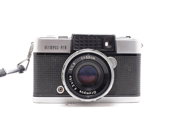 Olympus PEN D - Fixed Lens - Half Frame - Vintage 35mm Rangefinder Camera