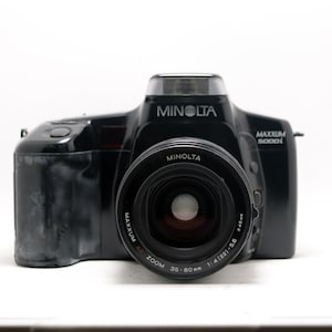Minolta Maxxum 5000i - 35-80mm lens - Vintage SLR Camera