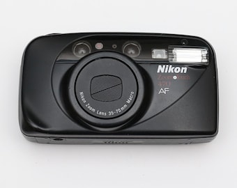 Nikon  Zoom Touch 470 AF -  Vintage Film - 35mm point shoot camera