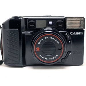 Canon Sure Shot - 38mm f/2.8 lens - Autoboy AF35M AF35 Vintage Film - 35mm point shoot camera