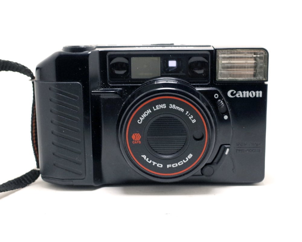 Canon Sure Shot - 38mm f/2.8 lens - Autoboy AF35M AF35 Vintage Film - 35mm  point shoot camera