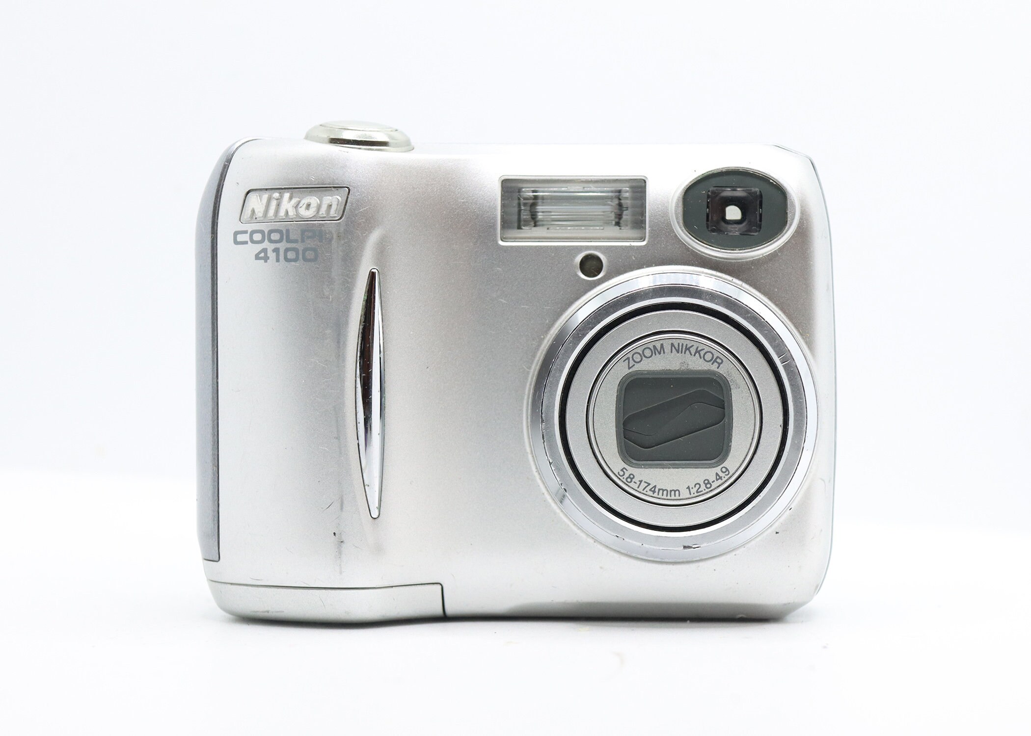 Nikon Coolpix 4100 Point and Shoot Digital Camera India