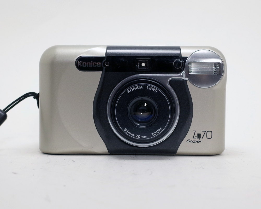完動品◆極美品【昭和レトロ◆優しく懐かしい写り】人気の黒◆Konica EFP3 Konica EFP3 Vintage cameras collection by Sylvain Halgand