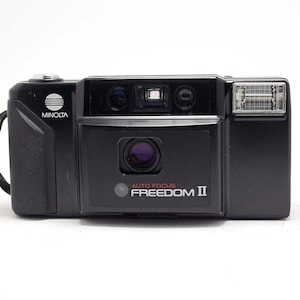 Minolta Freedom II - 35mm - Vintage Film - 35mm point shoot camera