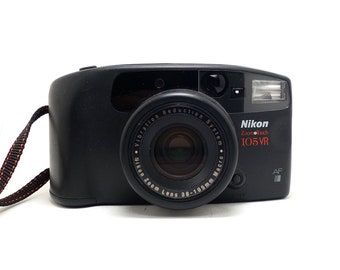 Nikon Zoom Touch 105 VR - fotocamera con obiettivo zoom - pellicola vintage - fotocamera con ripresa puntiforme da 35 mm