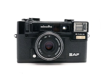 Minolta Hi-Matic - Sharp 38mm 2.8 lens - Vintage Film - 35mm point shoot camera