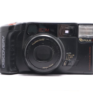 Fuji Fujifilm Discovery 500 - Vintage Film - 35mm point shoot camera