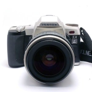 Pentax ZX - 35-80mm lens - Vintage AF SLR Camera