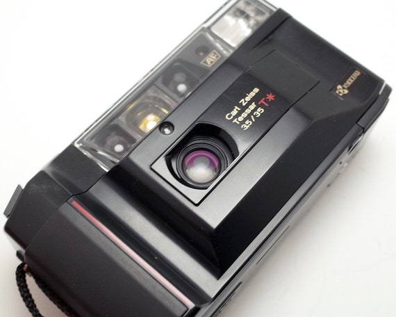 Yashica T2 - Zeiss 35mm F/3.5 - T4- Vintage Film - 35mm Yashica T2 - Zeiss 35mm F/3.5 - T4- Vintage Film - 35mm