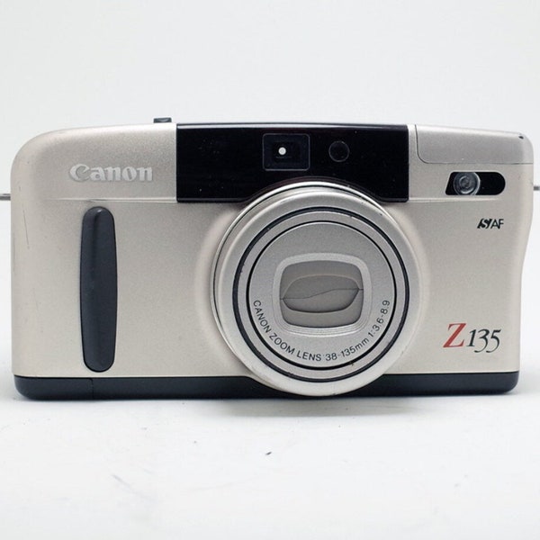 Canon Sure Shot z135 - Vintage Film - 35mm point shoot camera