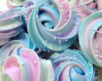 20 Delicious Colorful Meringue Cookie Swirls