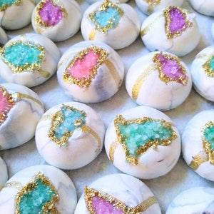 Vanilla Meringue Crystal cookies, marbled gold geode, candy jewels, geode cookies, Rock candy, gold, Wedding candy, Gluten free, non GMO!