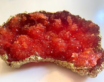 Edible Sugar Geode Cake Topper, Sparkly Lava Rock Candy Centerpiece