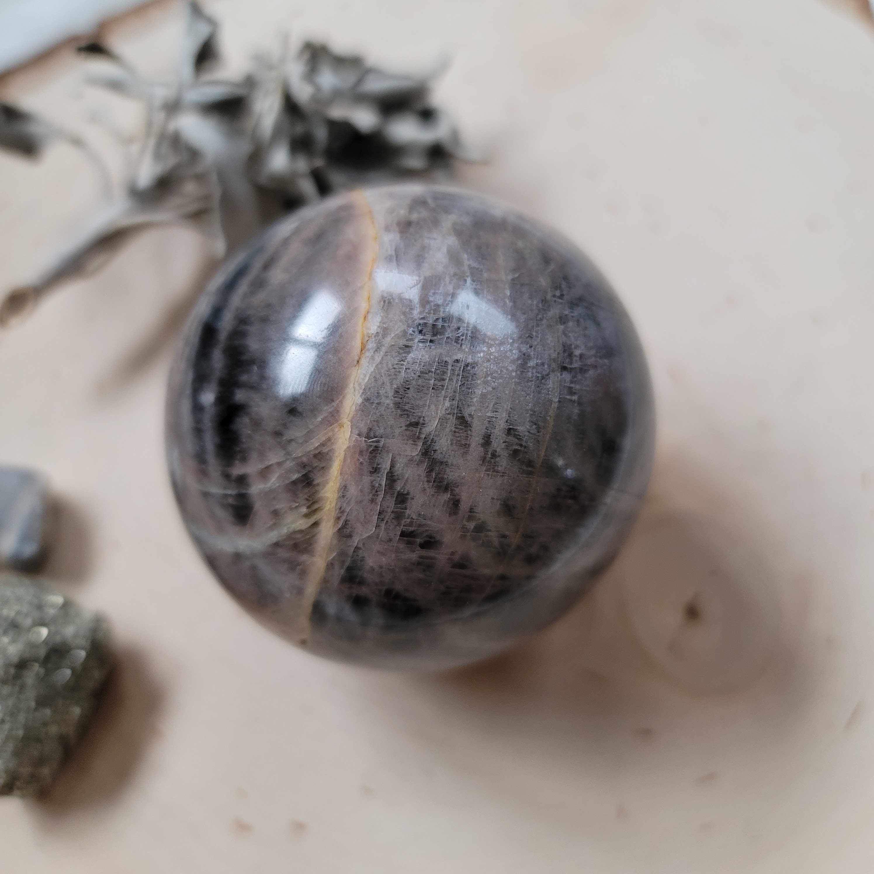 sufiakun様 高品質 ブラックムーンストーン スフィア ブルーシラー