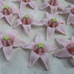 14mm Pink Crown Flower Clay Beads With Sepal Dahlia Hawaiian Lei Jewelry Making Garland DIY Craft Supplies